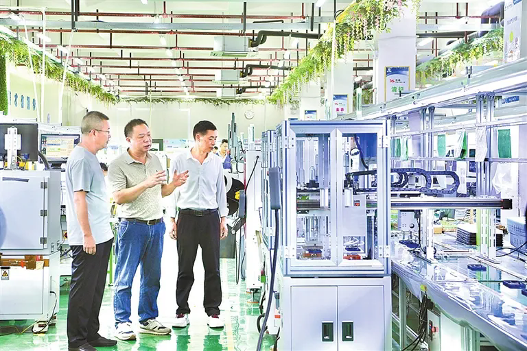 答好工業(yè)強(qiáng)市的贛州答卷 聚焦電子產(chǎn)品研發(fā)，驅(qū)動(dòng)產(chǎn)業(yè)升級新引擎